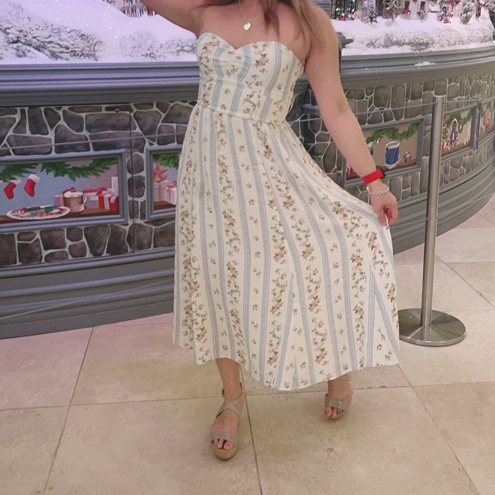 Reformation strapless floral dress - Picture 4 of 5